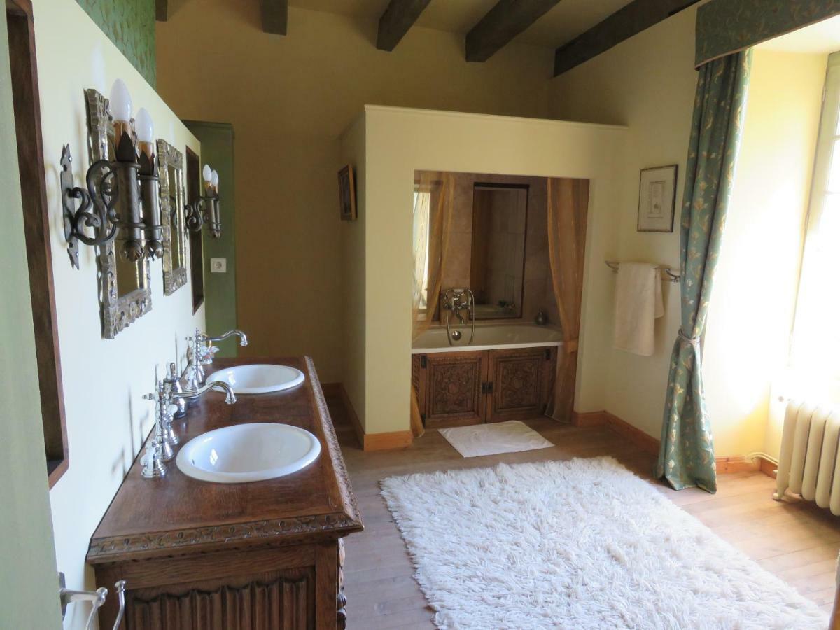 Bed and Breakfast Chateau De Gaubert Terrasson Zewnętrze zdjęcie